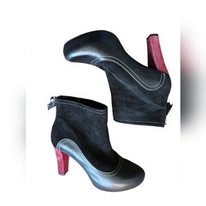 Hush puppies black burgundy leather booties sz7 tassel party fall flirty casual